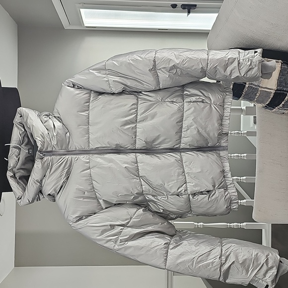 NWOT All In Motion Silver Shimmer Girls Xl Kids Puffer Jacket Coat - Picture 3 of 9